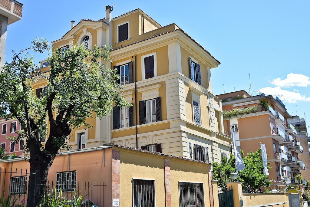 Hotel Fragrance St. Peter Roma